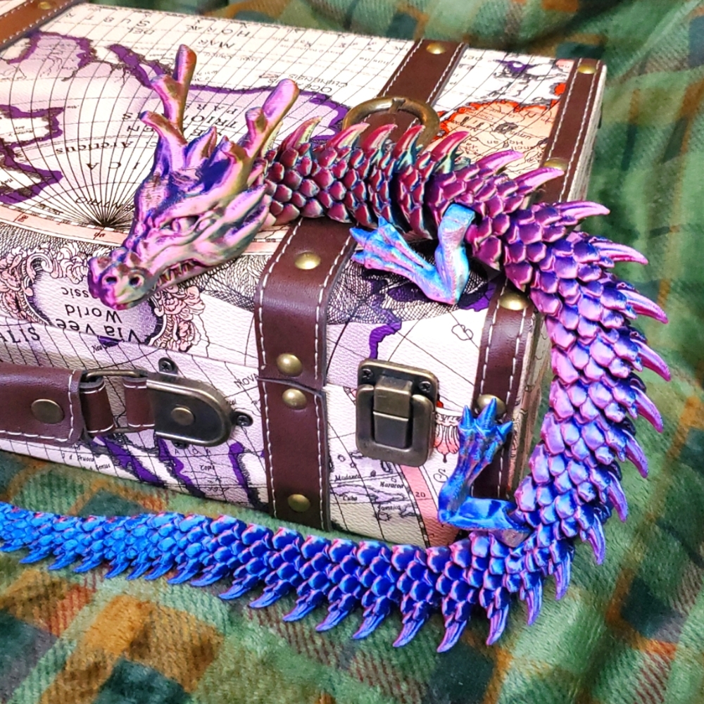 NWOT Multicolor Dragon‎ Reptile Decor